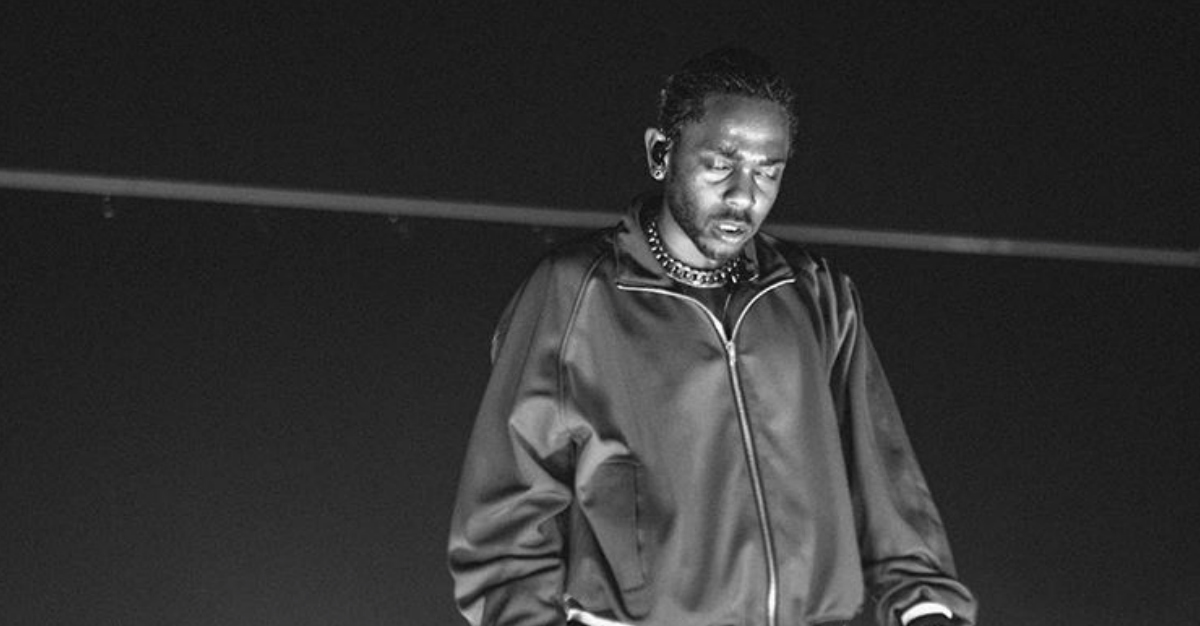 Kendrick Lamar Takes Phone from Fan During Show
