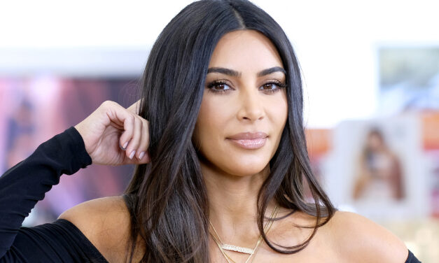 Kim Kardashian Says It Was The Rumor Of The Size Of Pete’s “Manhood” That Had Her DTF