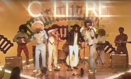 Migos and Drake Take It Back to ‘Soul Train’ in “Walk It Talk It” Video